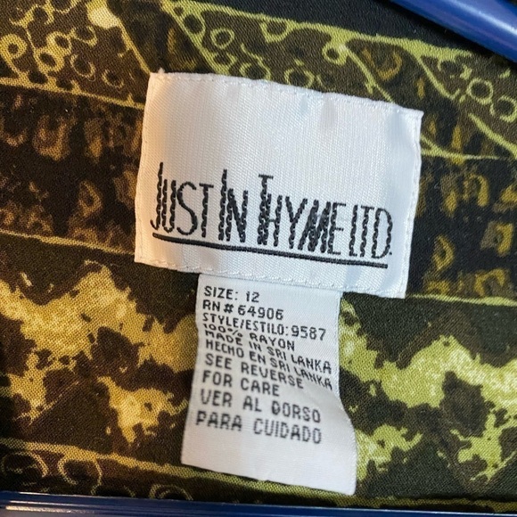 Vest - Picture 4 of 4